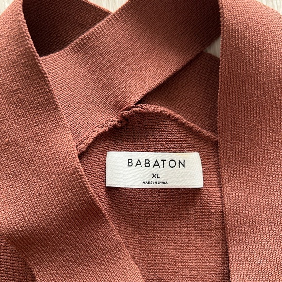 Babaton sculpt knit criss cross XL - Picture 2 of 2